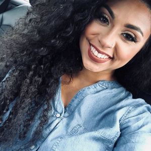 Meet your Posher, Celeste